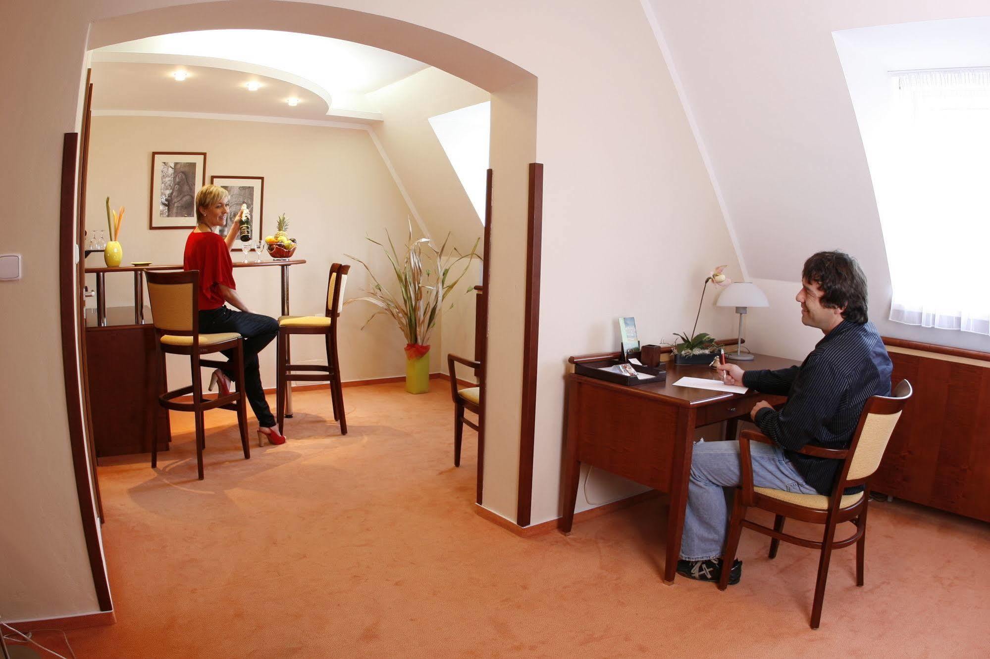 Wellness Hotel Diana Velké Losiny Dış mekan fotoğraf